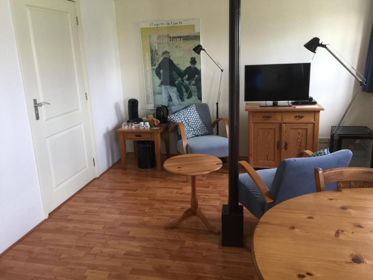 Bed And Breakfast Zathe De Spieker Itens Luaran gambar